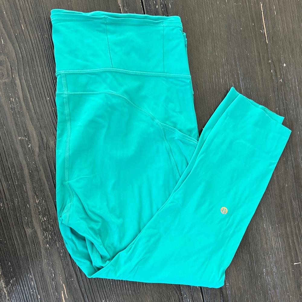 lululemon Fast and Free High Rise Crop 25” size 14 Maldives Green